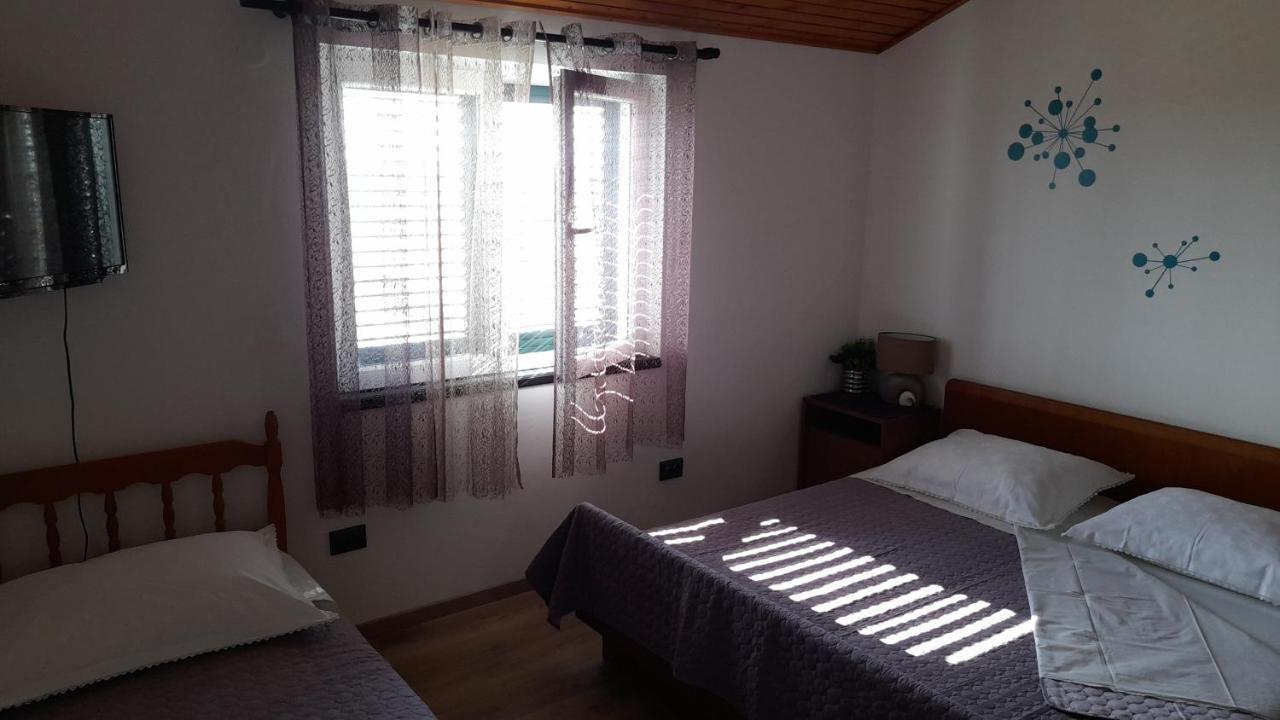 Apartments Dolac Primosten Ngoại thất bức ảnh