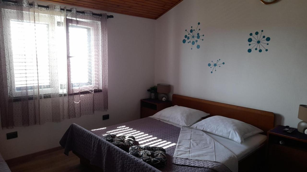 Apartments Dolac Primosten Ngoại thất bức ảnh