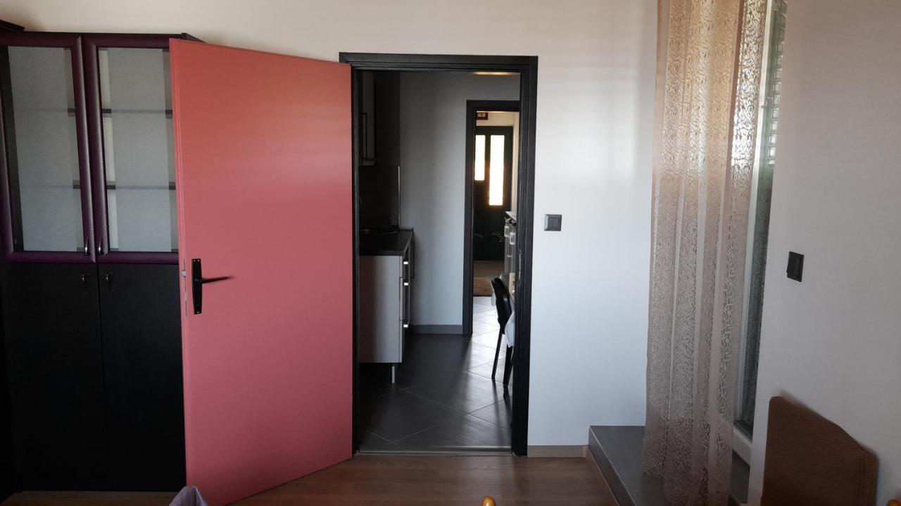 Apartments Dolac Primosten Ngoại thất bức ảnh
