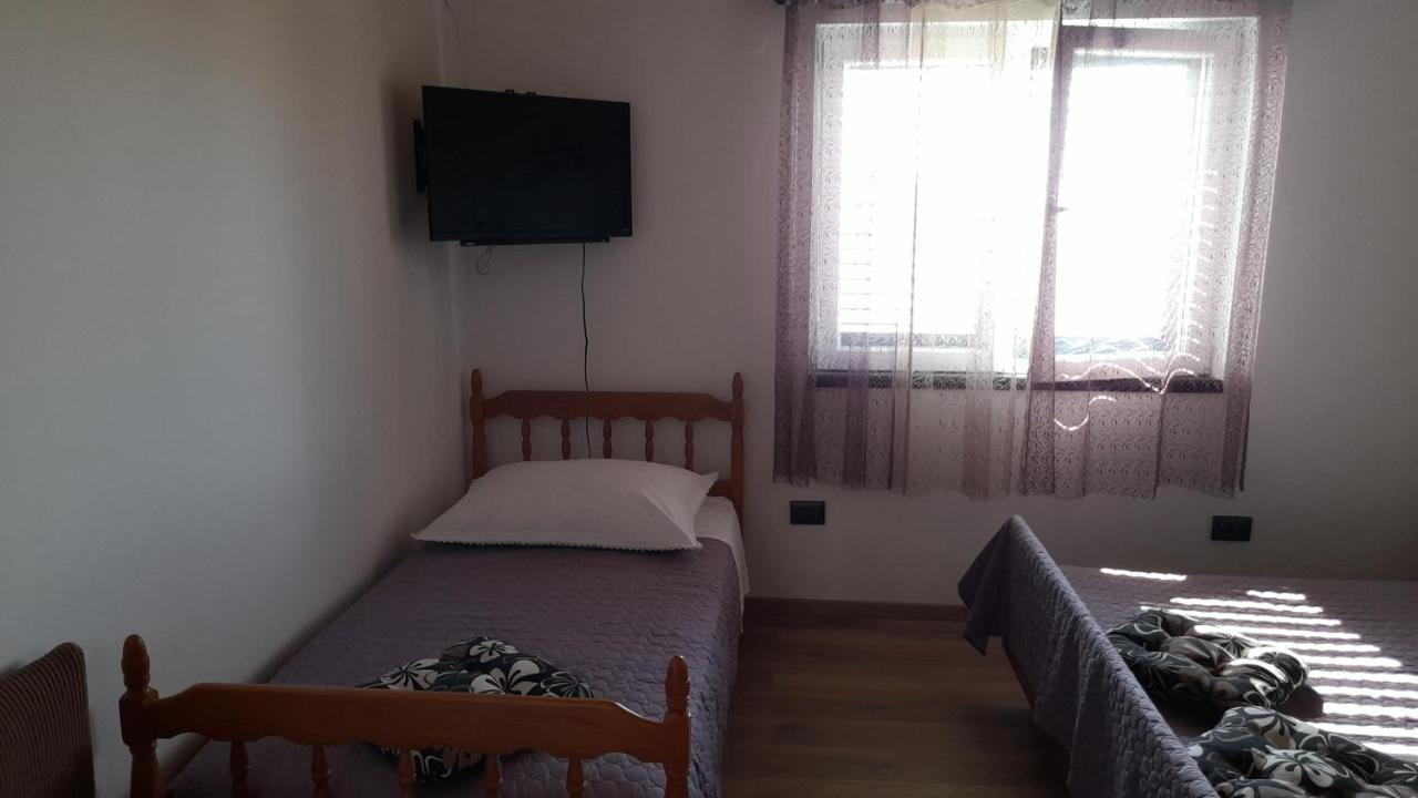 Apartments Dolac Primosten Ngoại thất bức ảnh